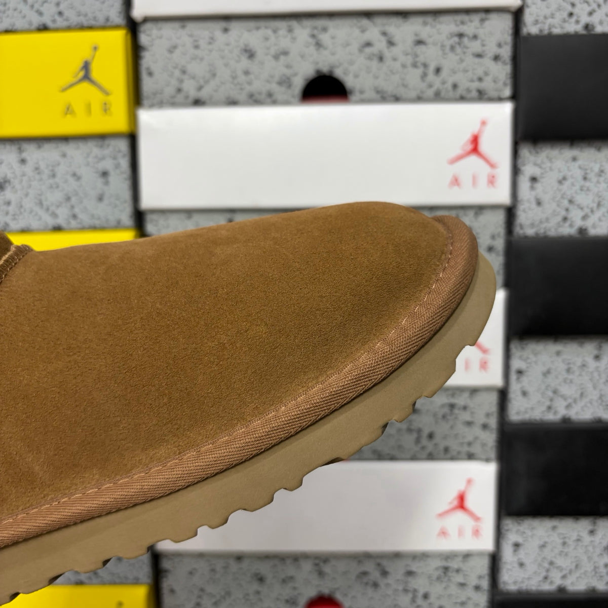 UGG Classic Mini Flat – Chestnut | Style W1173891 | EU 35–40