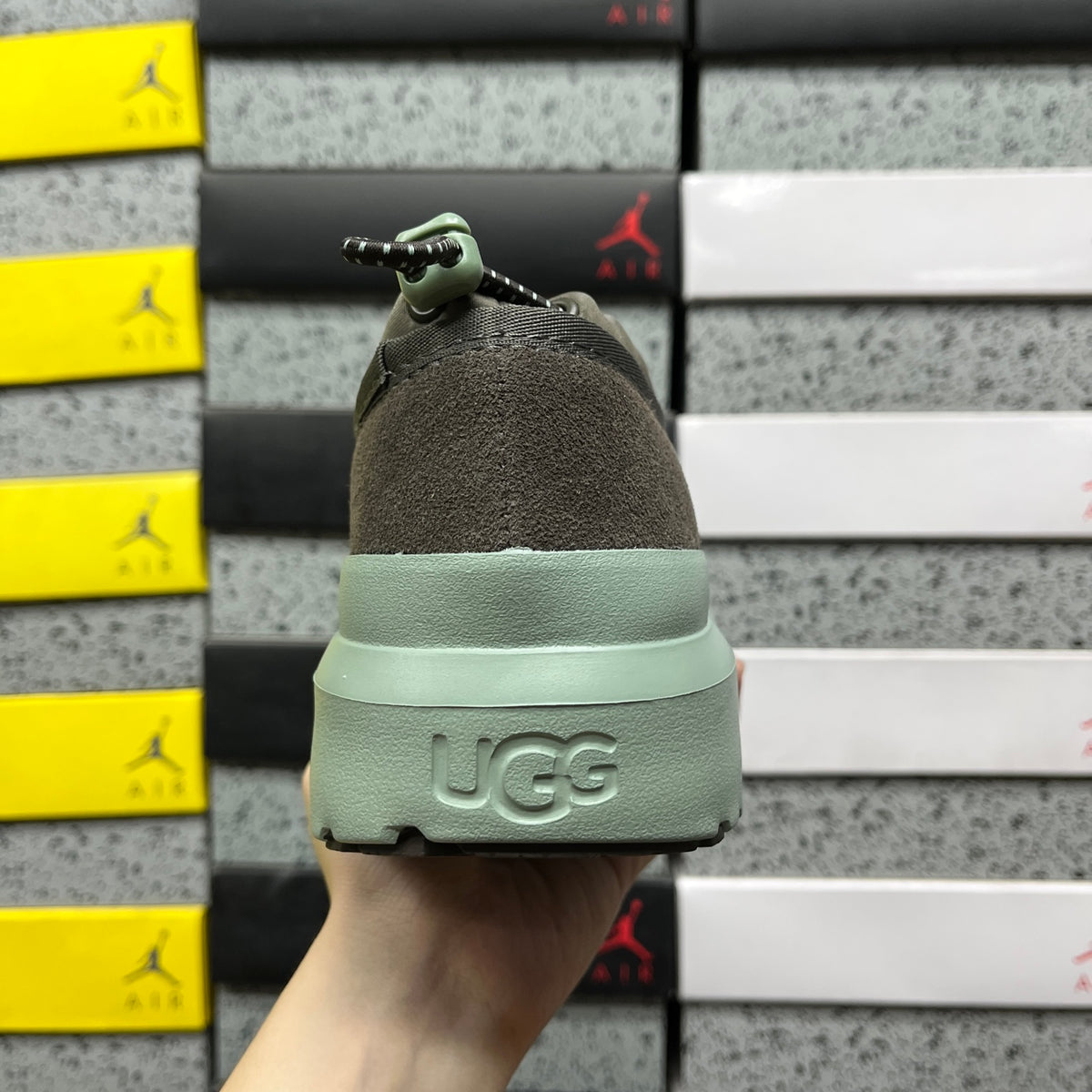 UGG Chunky Platform Sneaker – Charcoal × Mint Green | Style 1144096 | Sizes 35–45