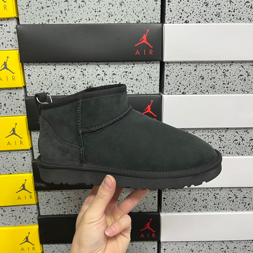 UGG Classic Mini Boot – Black | Style W1116109 | EU 35–44