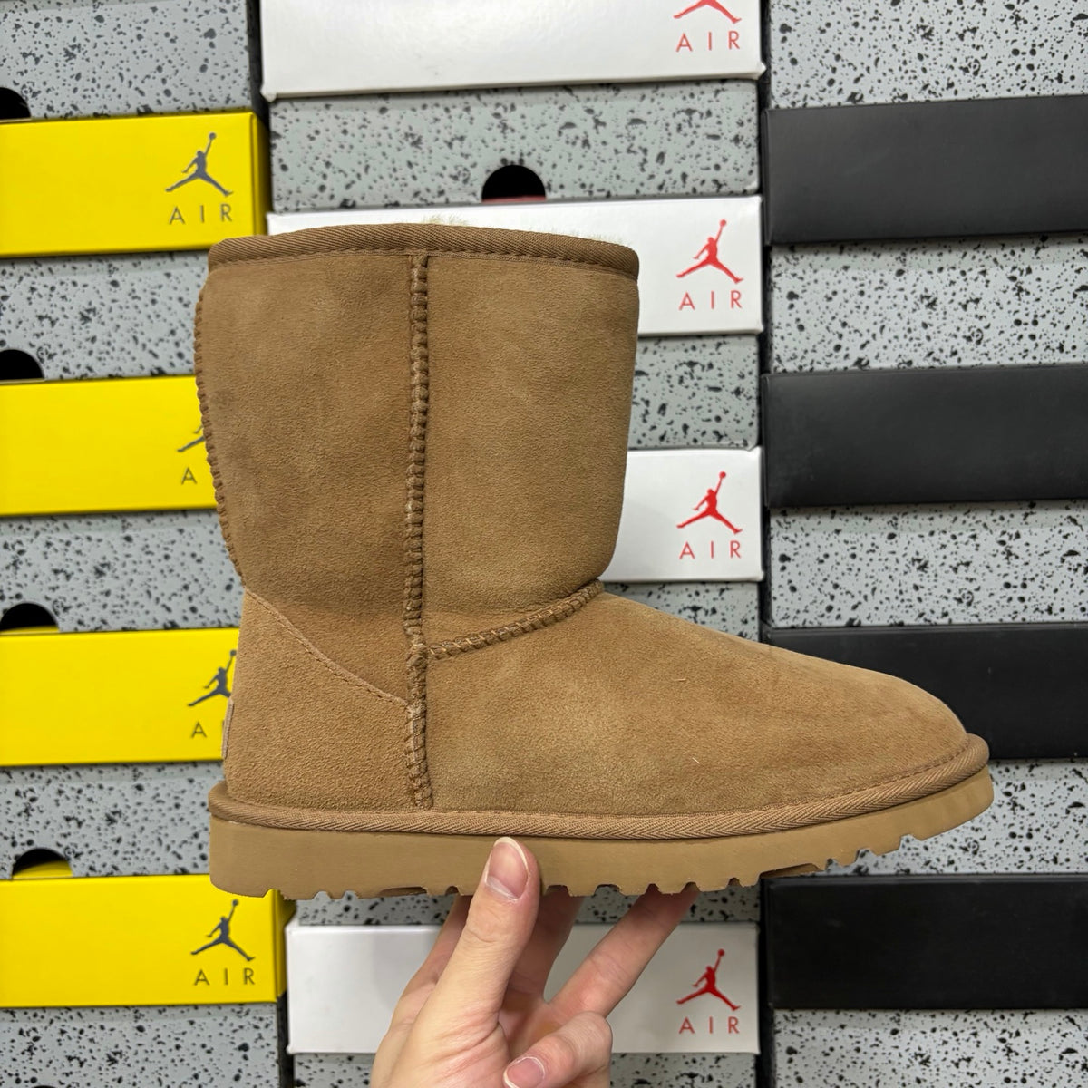 UGG Classic Short Boot – Chestnut | Style 6223 | Sizes 35–40