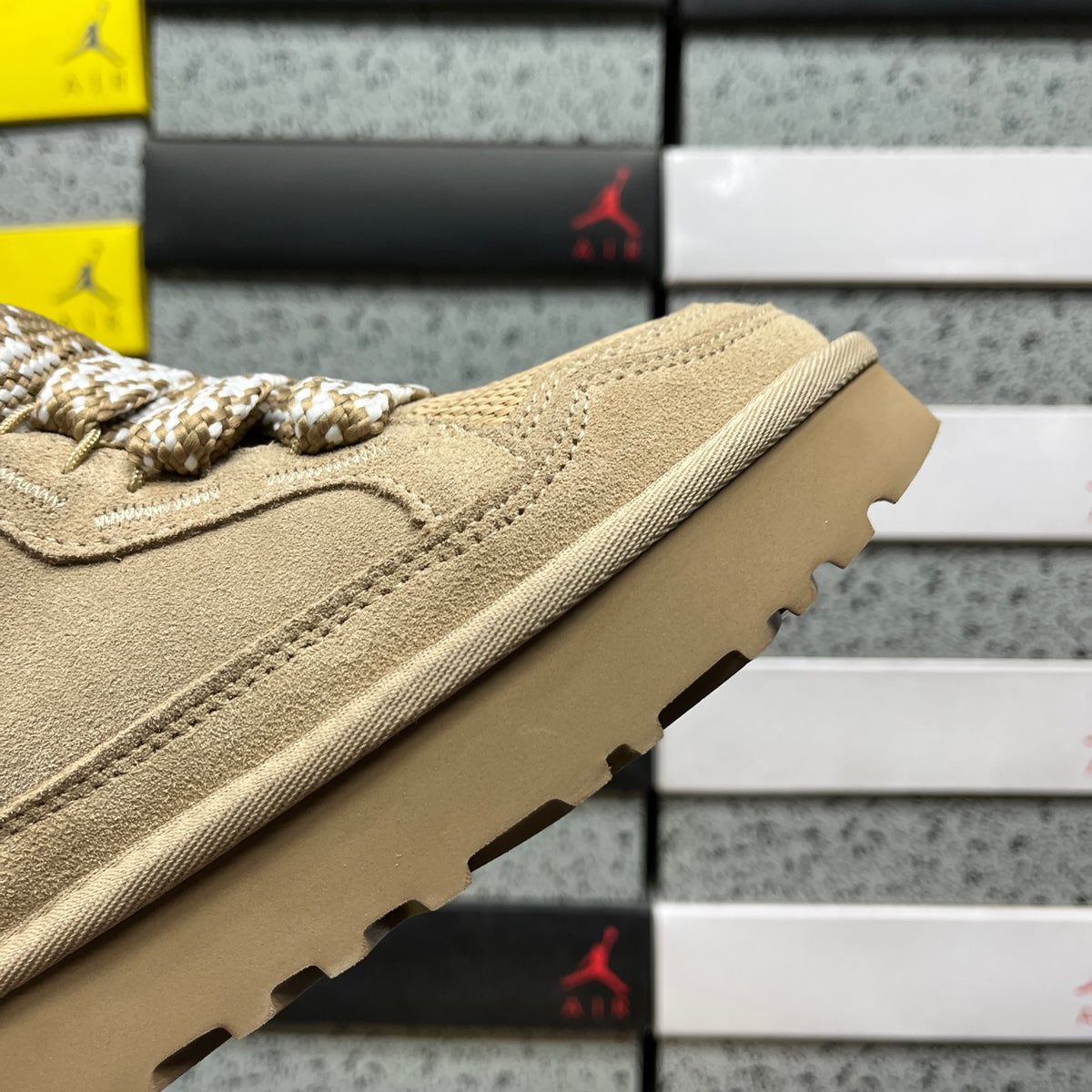 UGG Lowmel Lace-Up Sneaker – Sand | Style 1144032 | Sizes 35–44