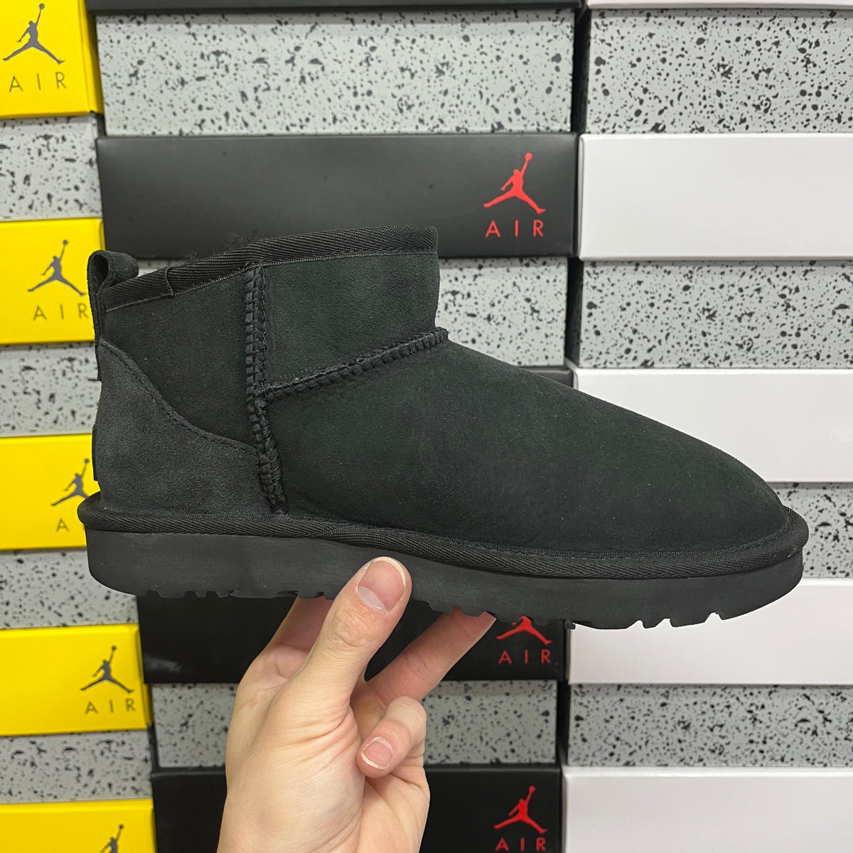UGG Classic Mini Boot – Black | Style W1116109 | EU 35–44