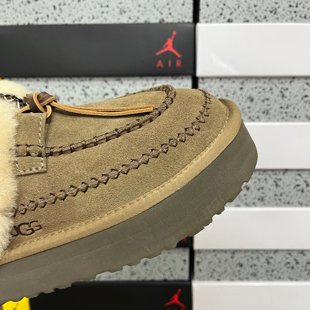 UGG Alpine Slipper – Walnut | Style W1158260 | EU 35–40