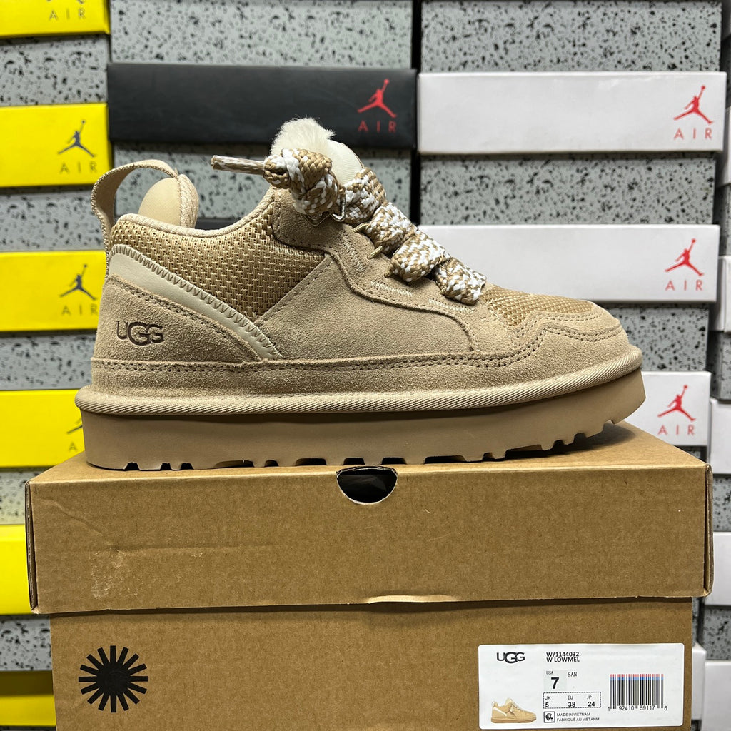 UGG Lowmel Lace-Up Sneaker – Sand | Style 1144032 | Sizes 35–44