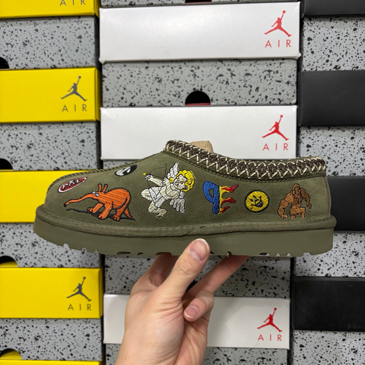 UGG Folk Art Embroidered Mini Boot – Green | Style 2553 | EU 36–45