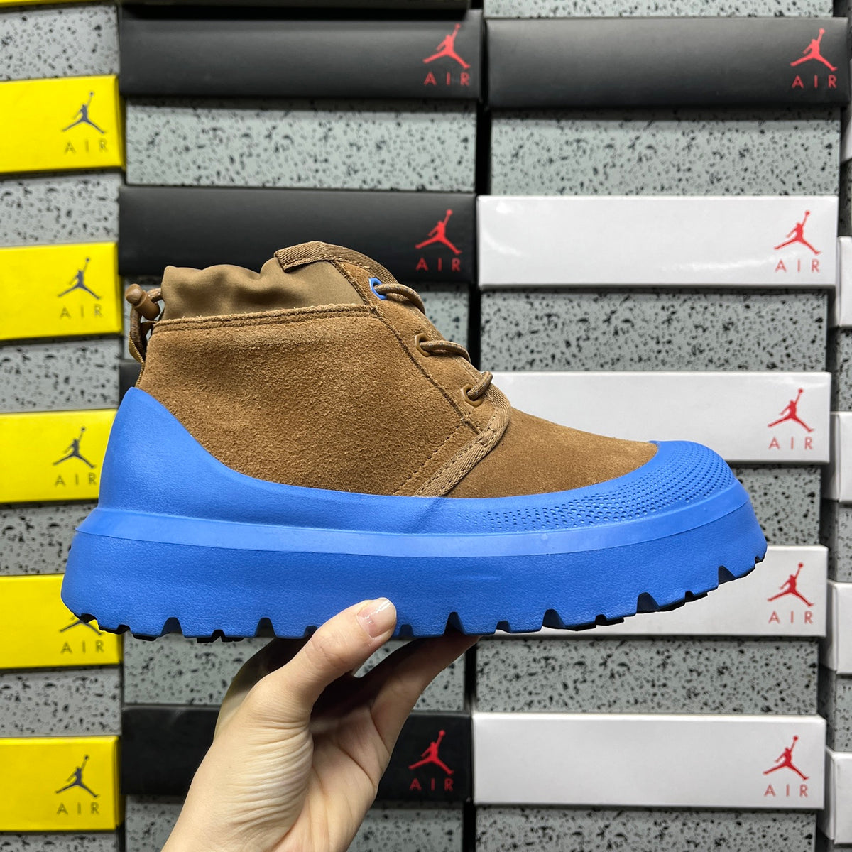 UGG Neumel Lace-Up Boot – Tan & Blue | Style 1113991 | Sizes 35–45