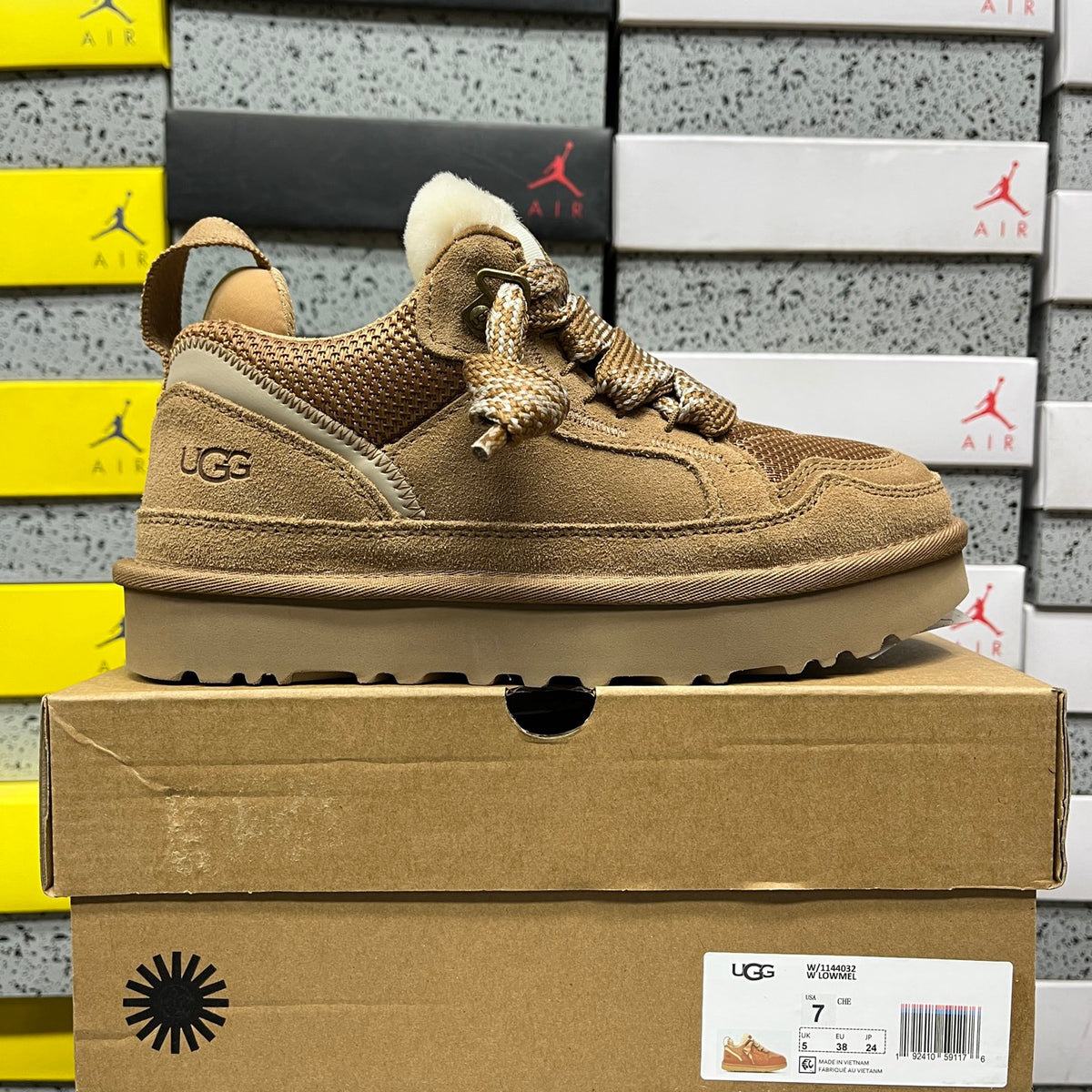 UGG Lowmel Lace-Up Sneaker – Chestnut | Style 1144032 | Sizes 35–44