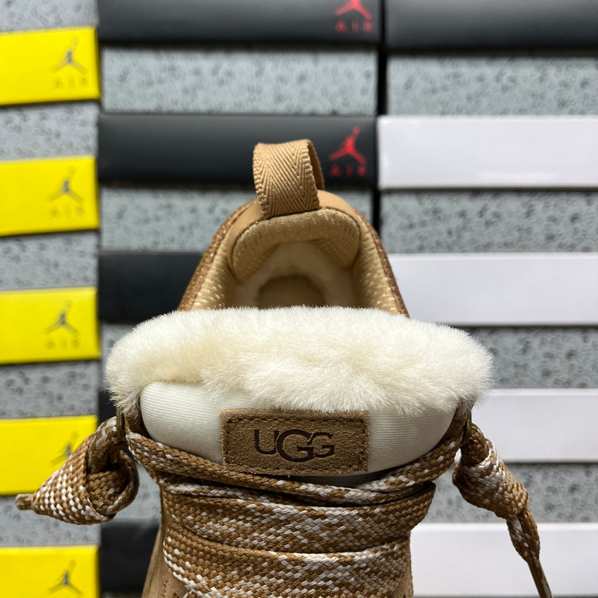 UGG Lowmel Lace-Up Sneaker – Chestnut | Style 1144032 | Sizes 35–44