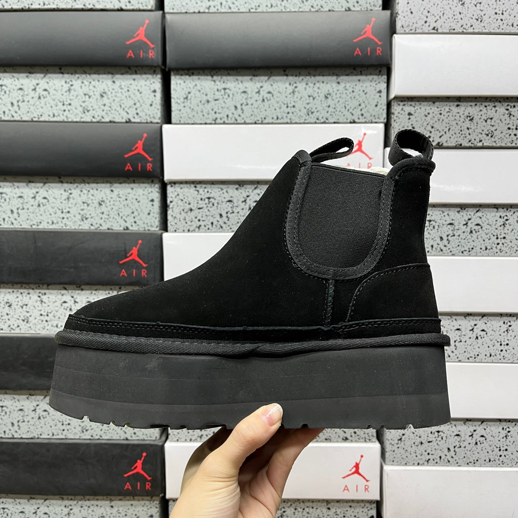 UGG Classic Mini Platform Boot – Black | Style 1134526 | Sizes 35–40