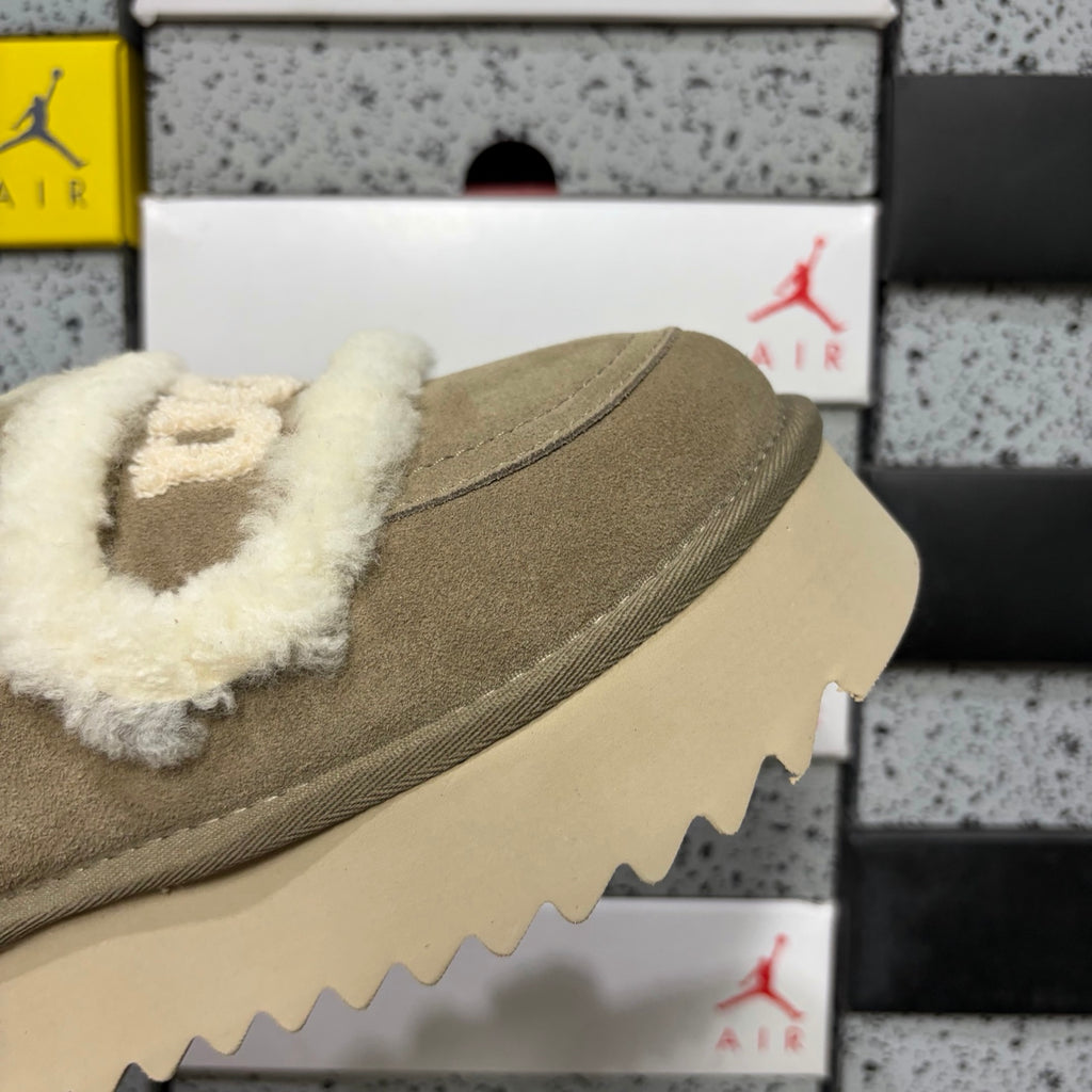 UGG Goldenstar Ankle Boot – Walnut | Style 50829ALP | EU 35–40