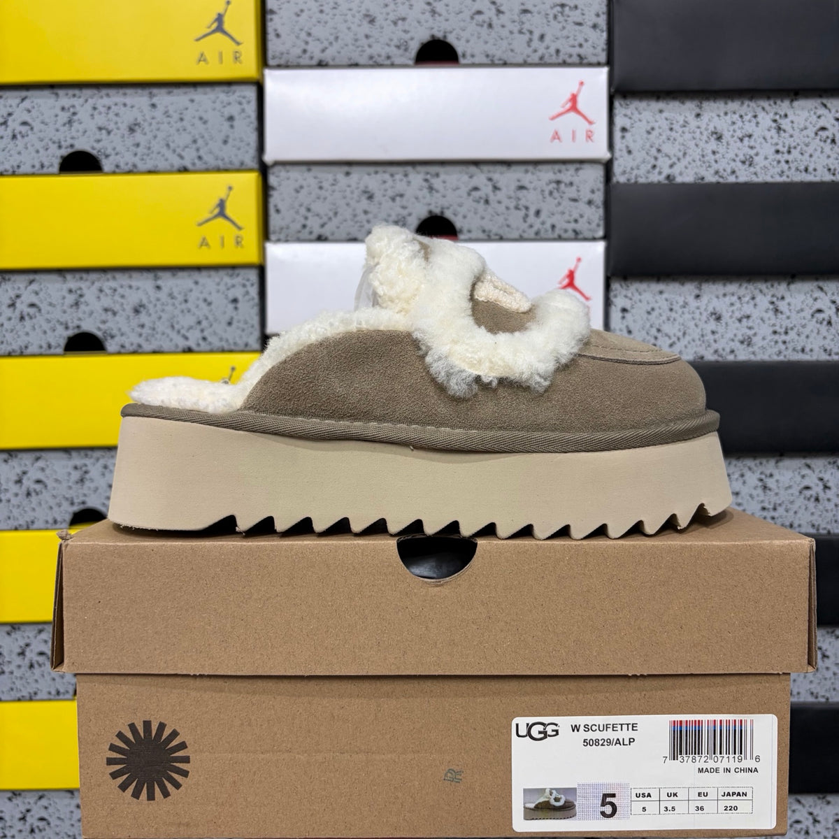 UGG Goldenstar Ankle Boot – Walnut | Style 50829ALP | EU 35–40