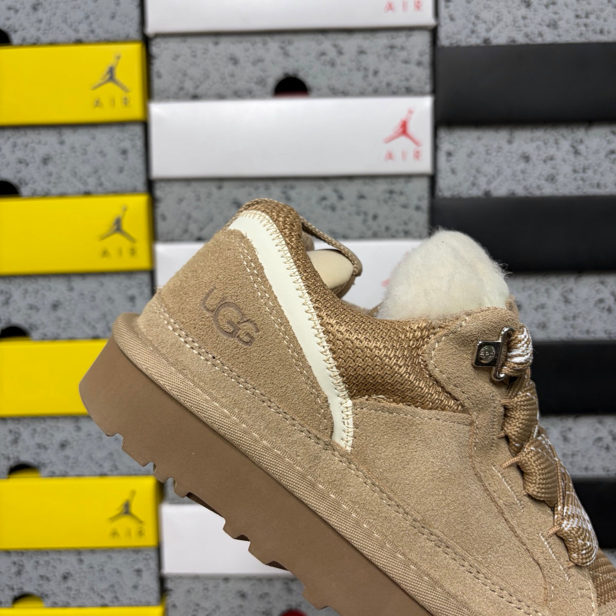 UGG Mellow Low-Top Sneaker – Sand | Style 4032 | EU 35–44