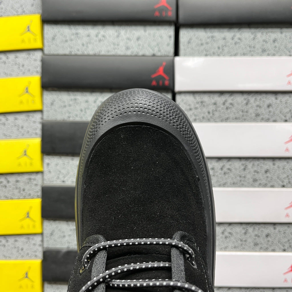UGG Neumel Lace-Up Boot – Black | Style 1113991 | Sizes 35–45