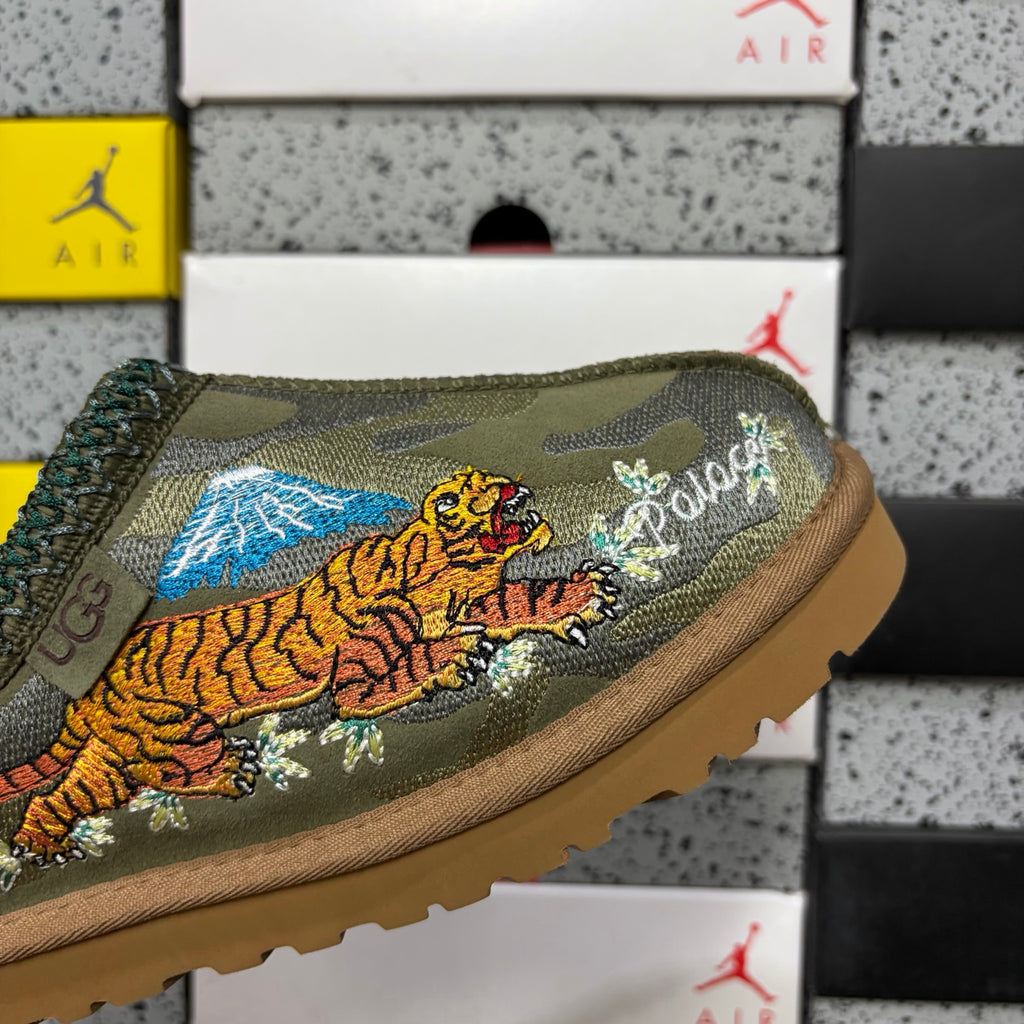 UGG Dragon & Tiger Embroidered Mini Boot – Green | Style 2553 | EU 36–45