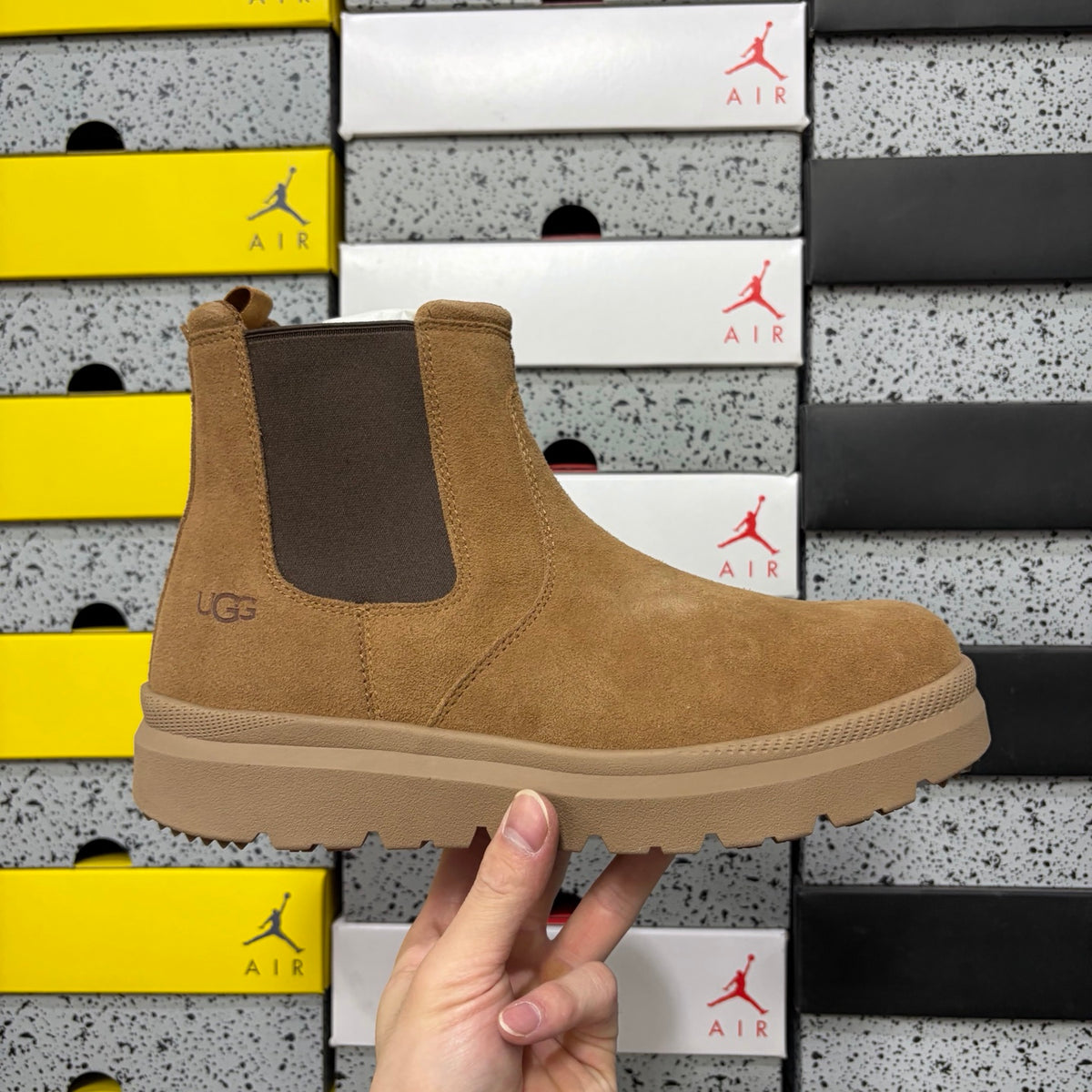 UGG Burleigh Chelsea Boot – Chestnut | Style 2050 | EU 35–44