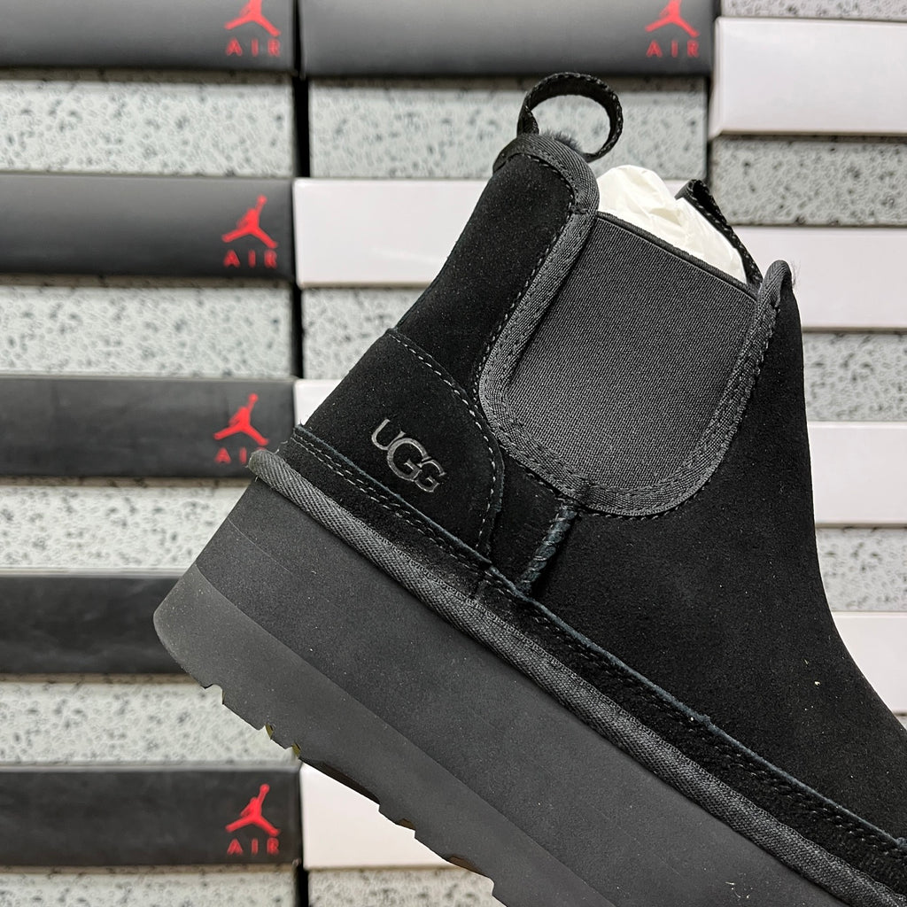 UGG Classic Mini Platform Boot – Black | Style 1134526 | Sizes 35–40