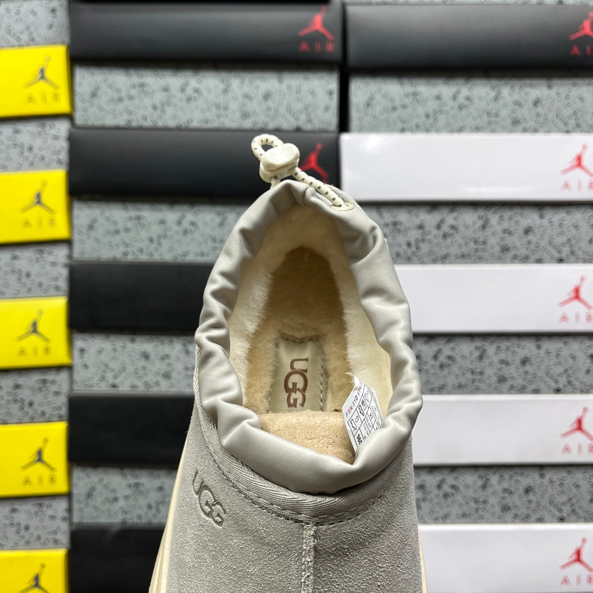 UGG Low-Top Sneaker – Misty Grey | Style 114096 | Sizes 35–45