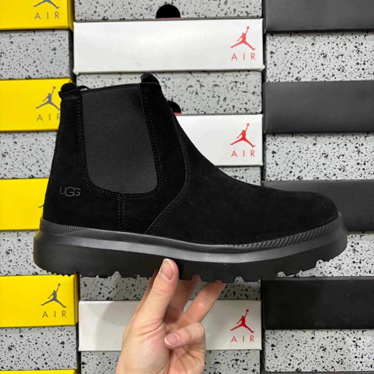 UGG Burleigh Chelsea Boot – Black | Style 2050 | EU 35–44