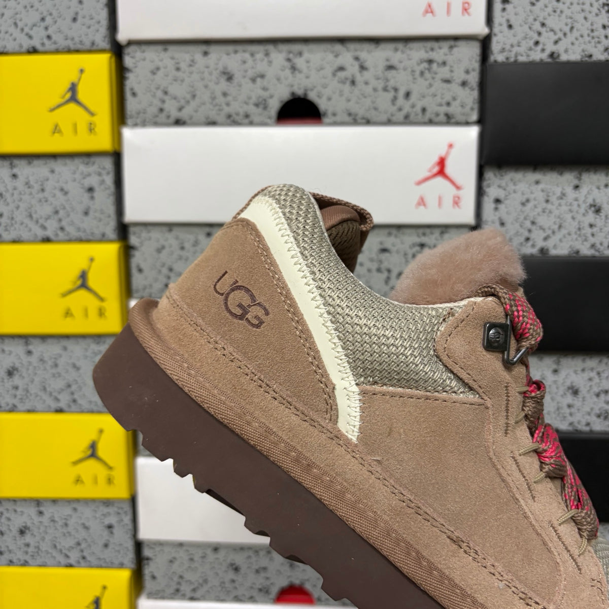 UGG Mellow Low-Top Sneaker – Tan | Style 4032 | EU 35–44