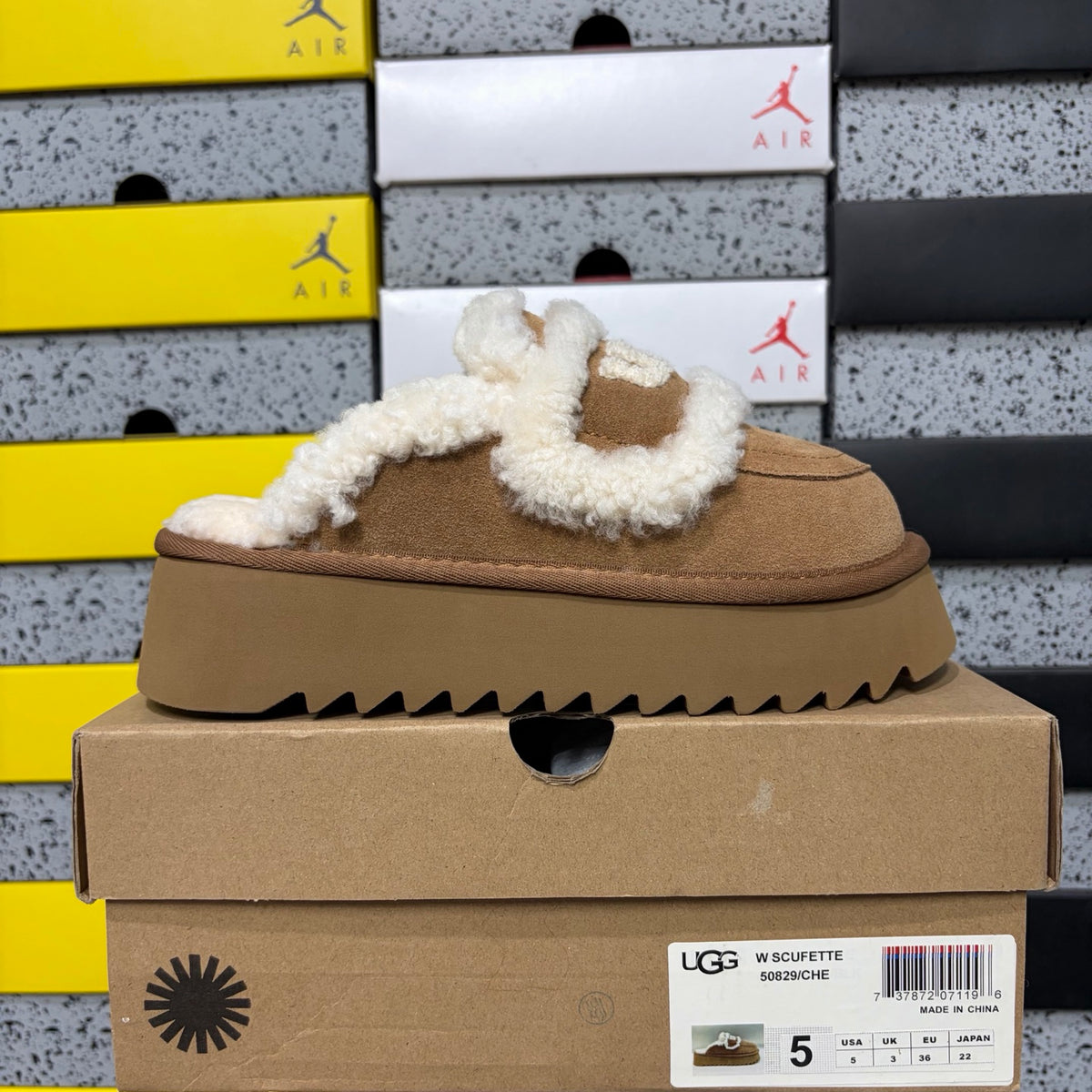 UGG Goldenstar Ankle Boot – Chestnut | Style 50829CHE | EU 35–40