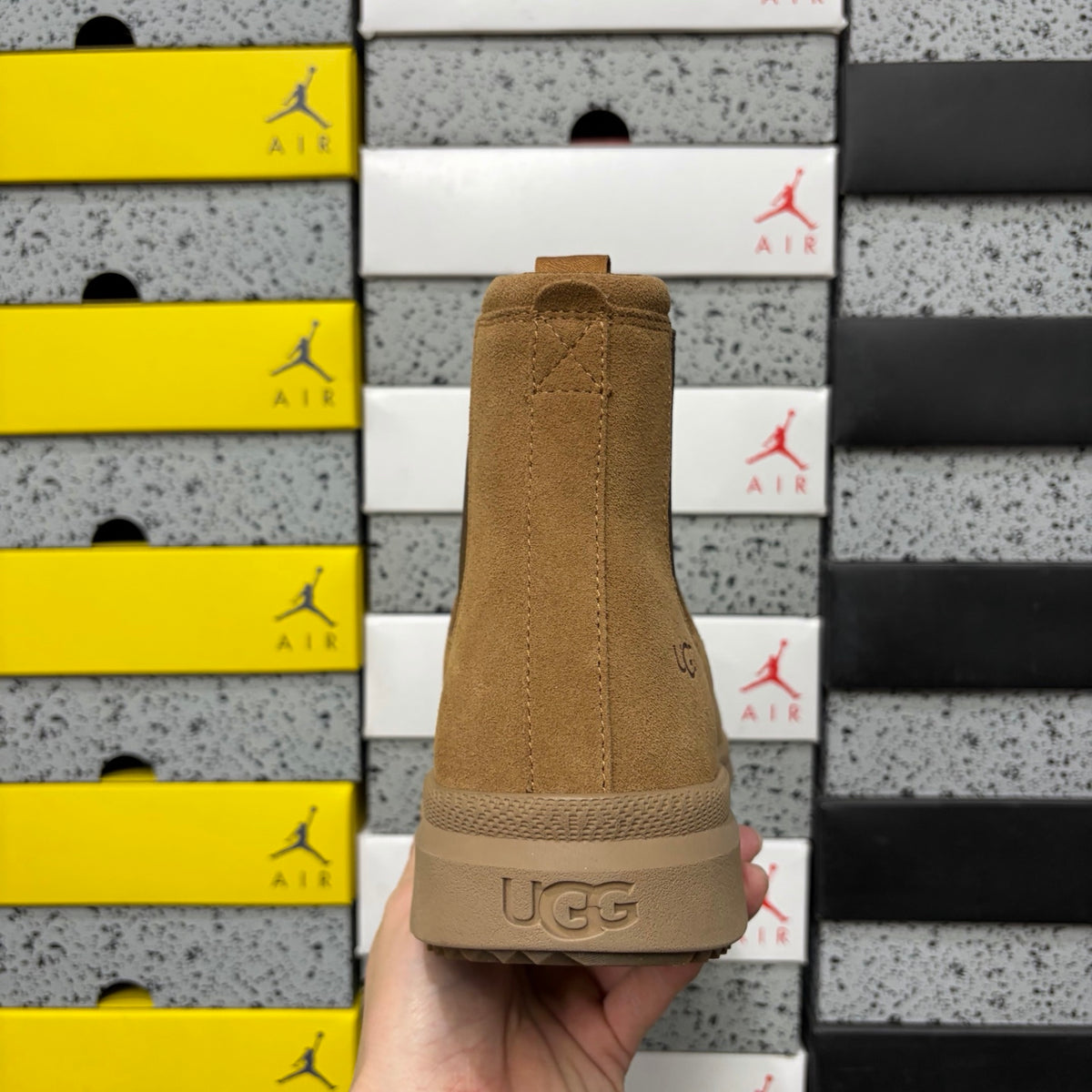 UGG Burleigh Chelsea Boot – Chestnut | Style 2050 | EU 35–44
