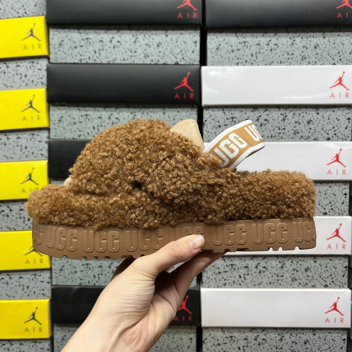 UGG Chunky Platform Sneaker – Chestnut | Style 1191135 | EU 35–40