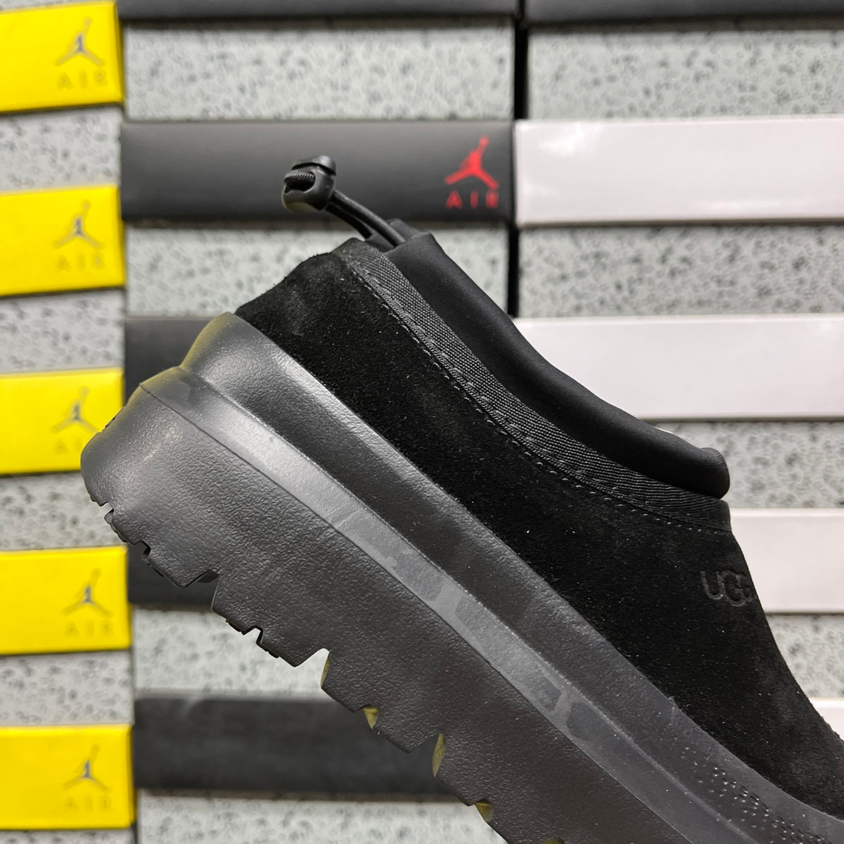 UGG Chunky Platform Sneaker – Triple Black | Style 1144096 | Sizes 35–44