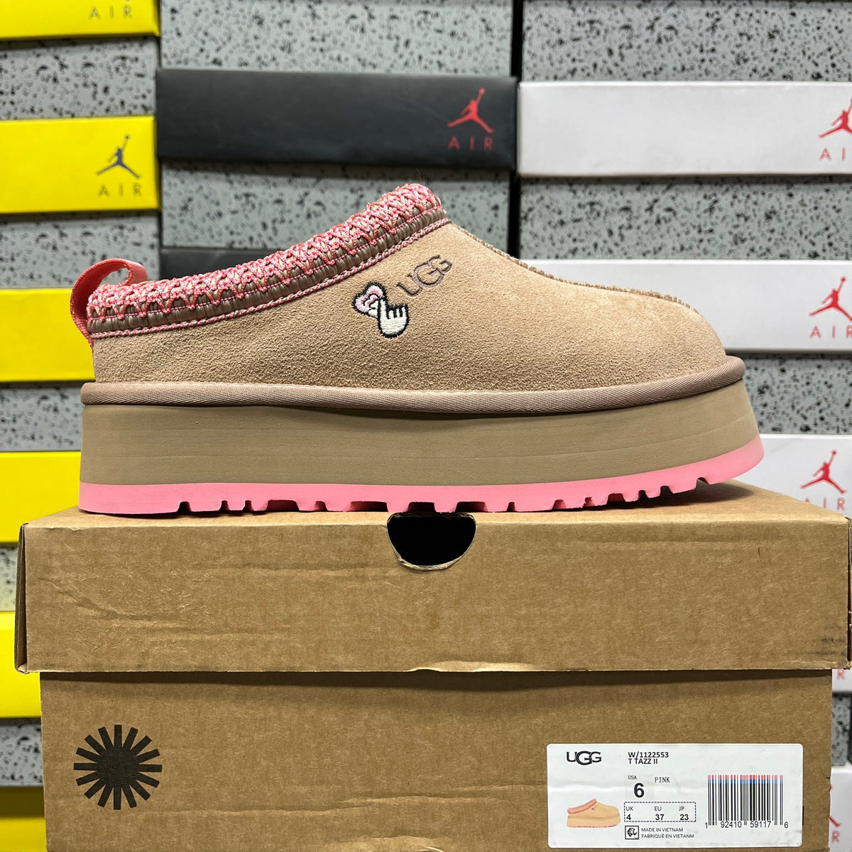 UGG Neumel Lace Boot – Sand & Pink | Style 1122553 | Sizes 35–40