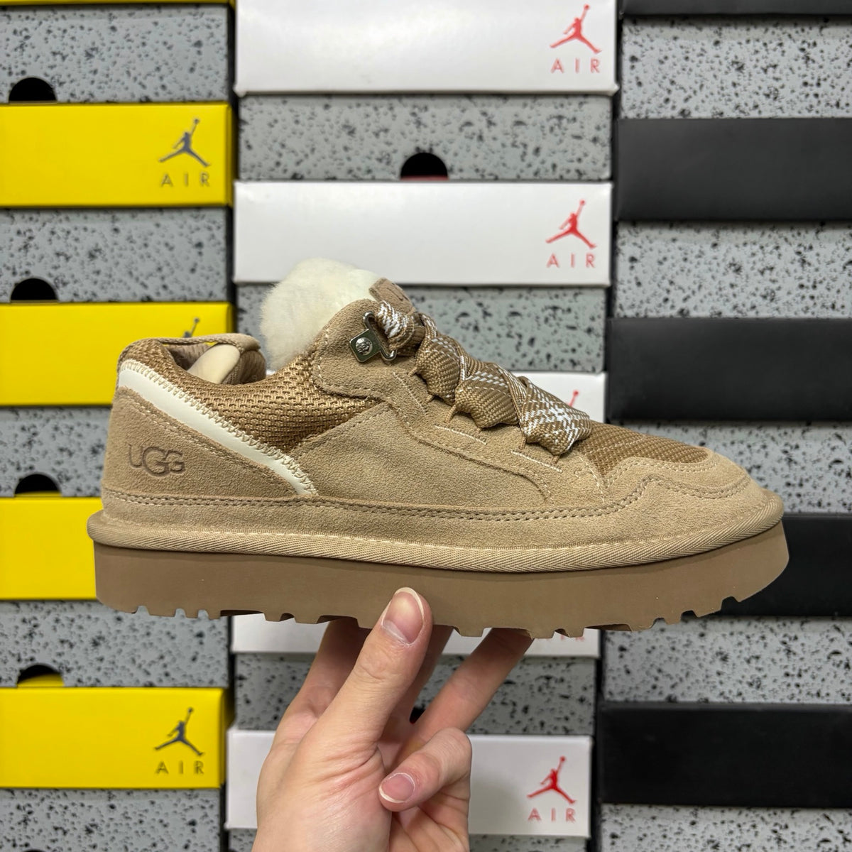 UGG Mellow Low-Top Sneaker – Sand | Style 4032 | EU 35–44
