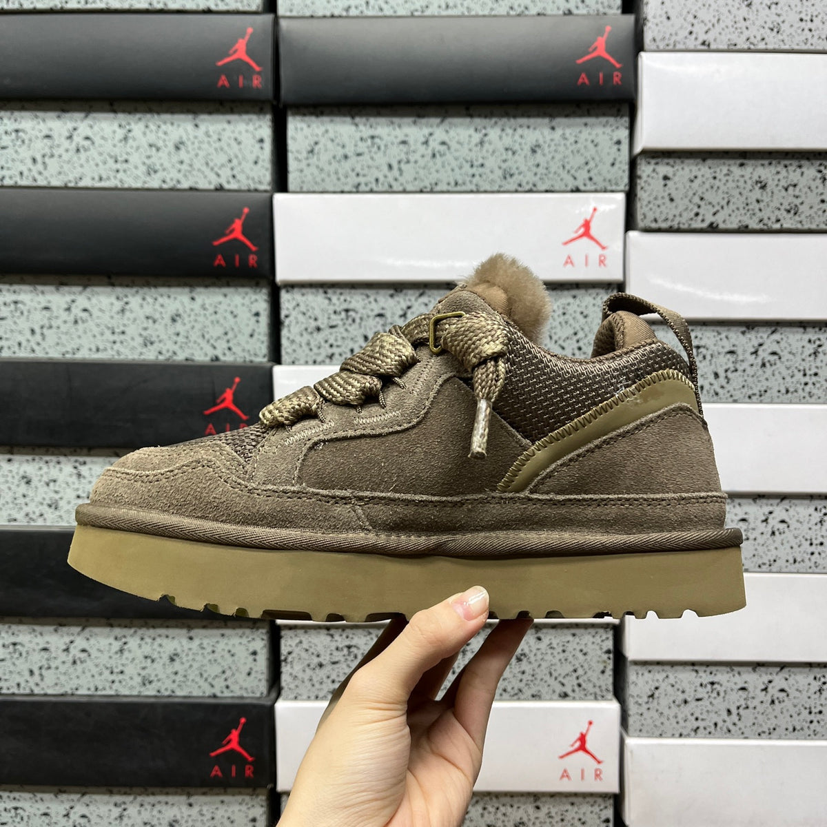 UGG Lowmel Lace-Up Sneaker – Smoky Brown | Style 1144032 | Sizes 35–44