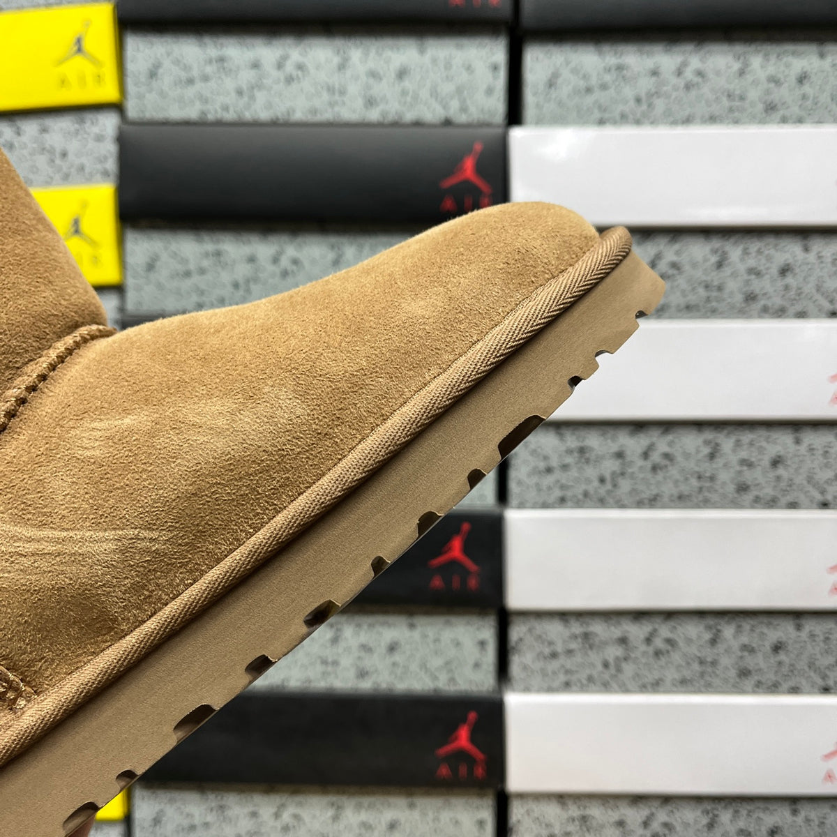 UGG Classic Short Boot – Chestnut | Style 1016223 | Sizes 35–40
