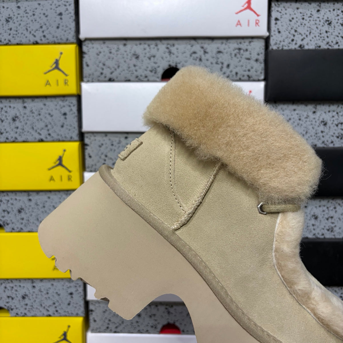 UGG Esmé Lace-Up Boot – Sand | Style W1171532 | EU 35–40