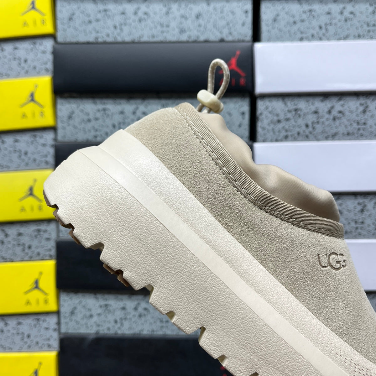 UGG Chunky Platform Sneaker – Sand & Electric Yellow | Style 1144096 | EU 35–45