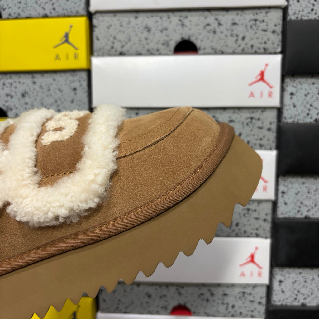 UGG Goldenstar Ankle Boot – Chestnut | Style 50829CHE | EU 35–40